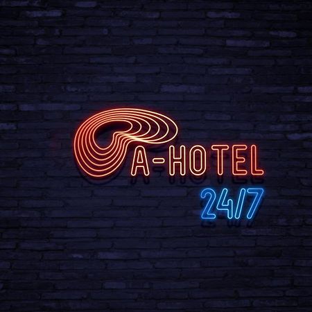 Campus Community A-Hotel Kiev Esterno foto